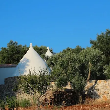 Trulli Con Piscina Privata * Ceglie Messapica