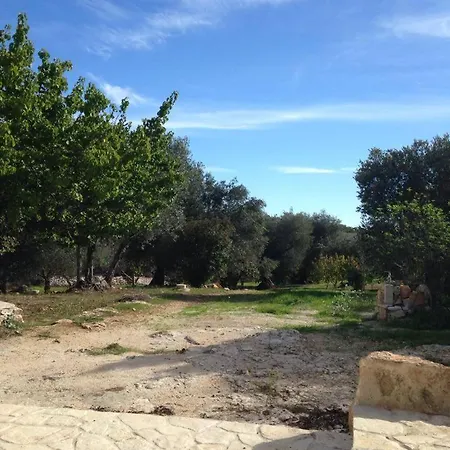 Trulli Con Piscina Privata